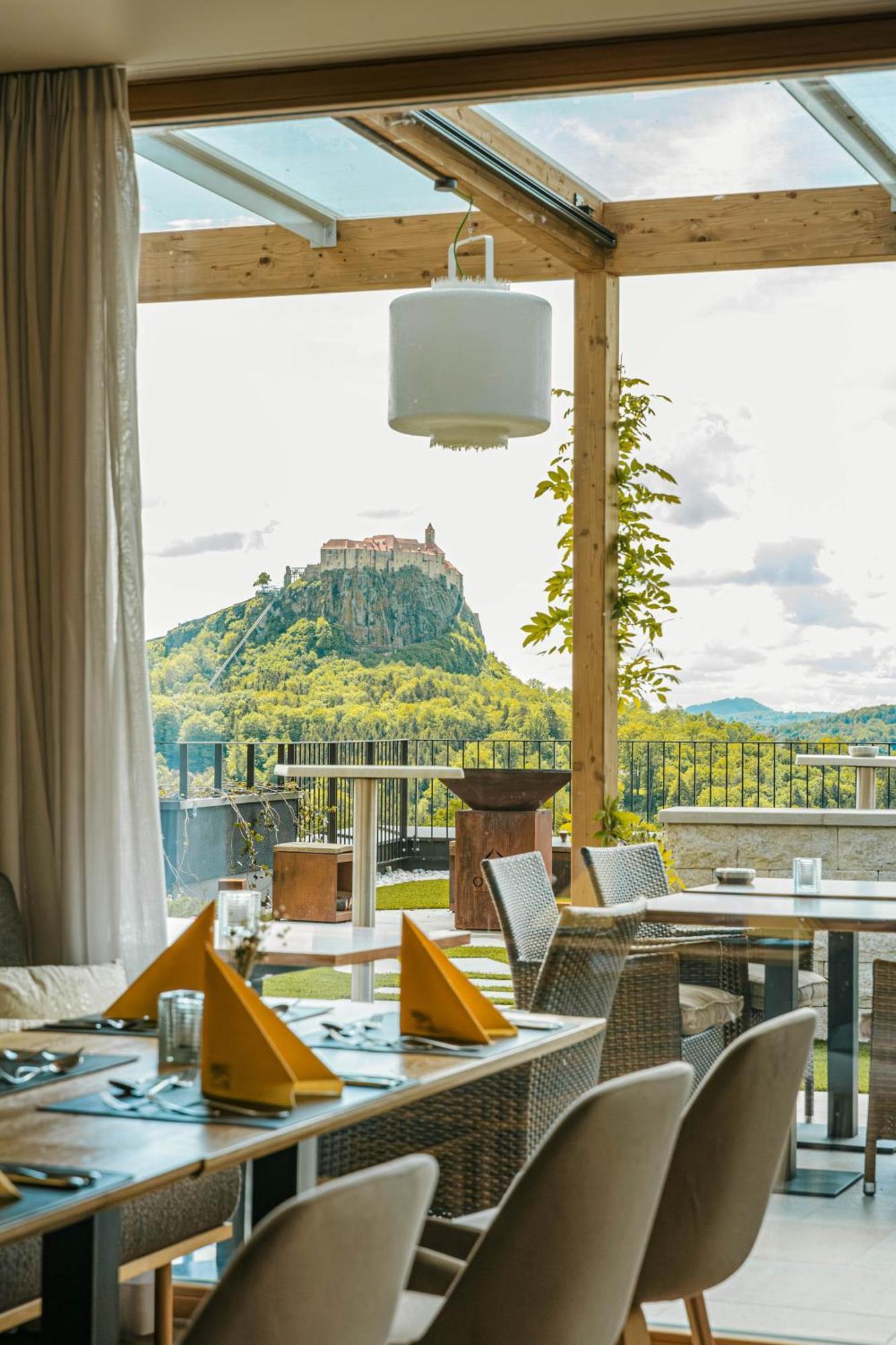 Genusshotel Riegersburg Bagian luar foto
